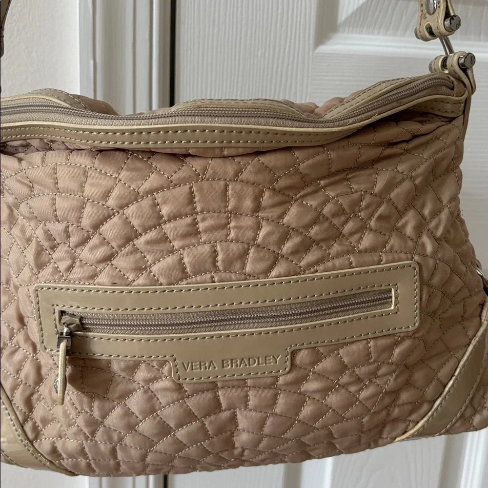 Vera Bradley Quilted Beige Shoulder Bag - Picture 4 of 5